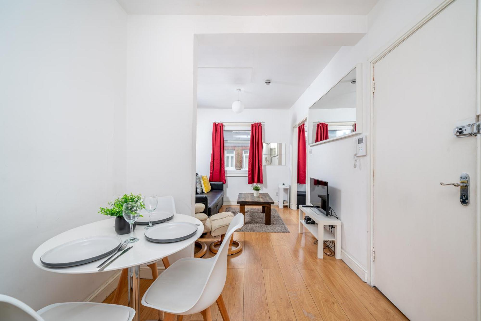 Carnaby & Oxford Street - Central Soho - One Bedroom - Double Bed & Sofabed London Bagian luar foto